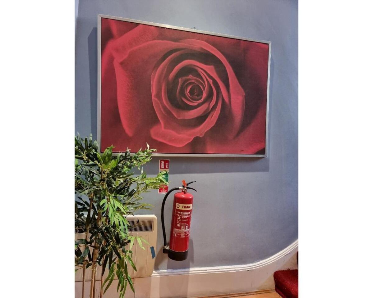 F101-First Floor Flat Fits 3 Near Hyde Park Apartman London Kültér fotó