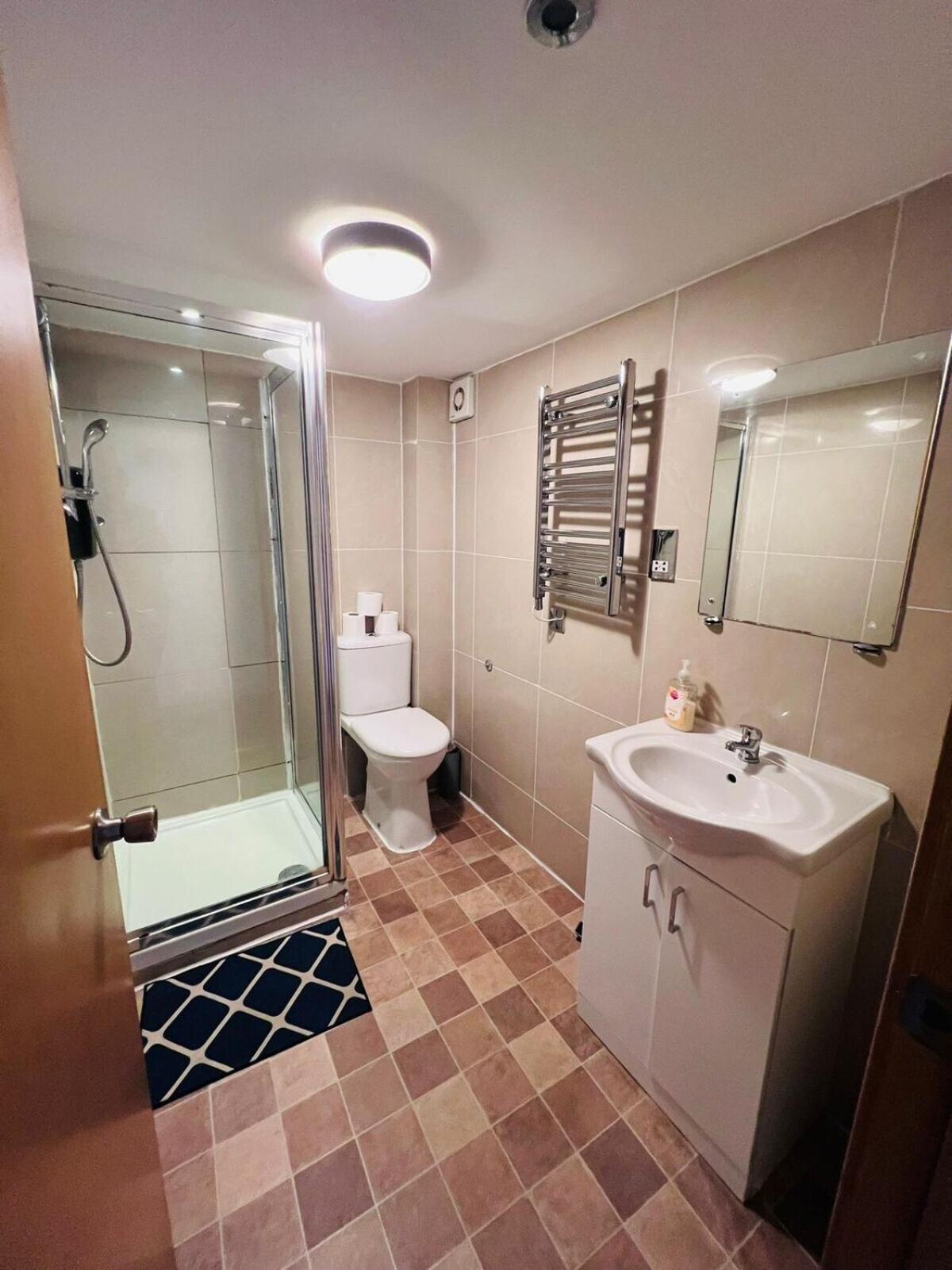 F101-First Floor Flat Fits 3 Near Hyde Park Apartman London Kültér fotó